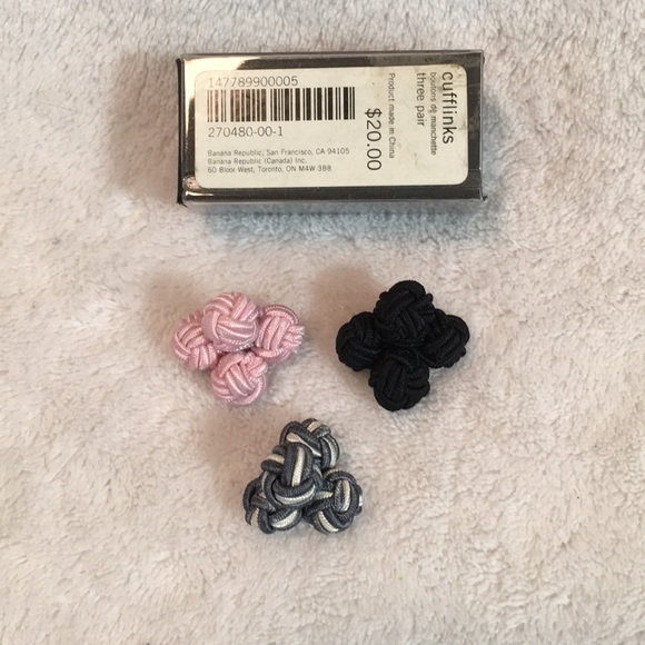 Banana Republic satin knot cuff links - Picture 3 of 3